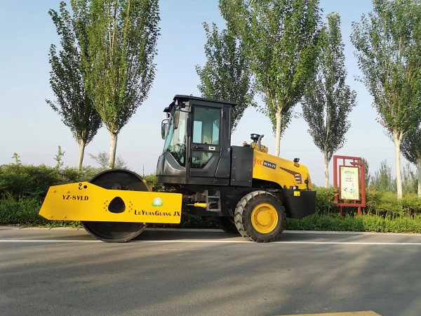 中小型壓路機(jī)的施工技巧有哪些？